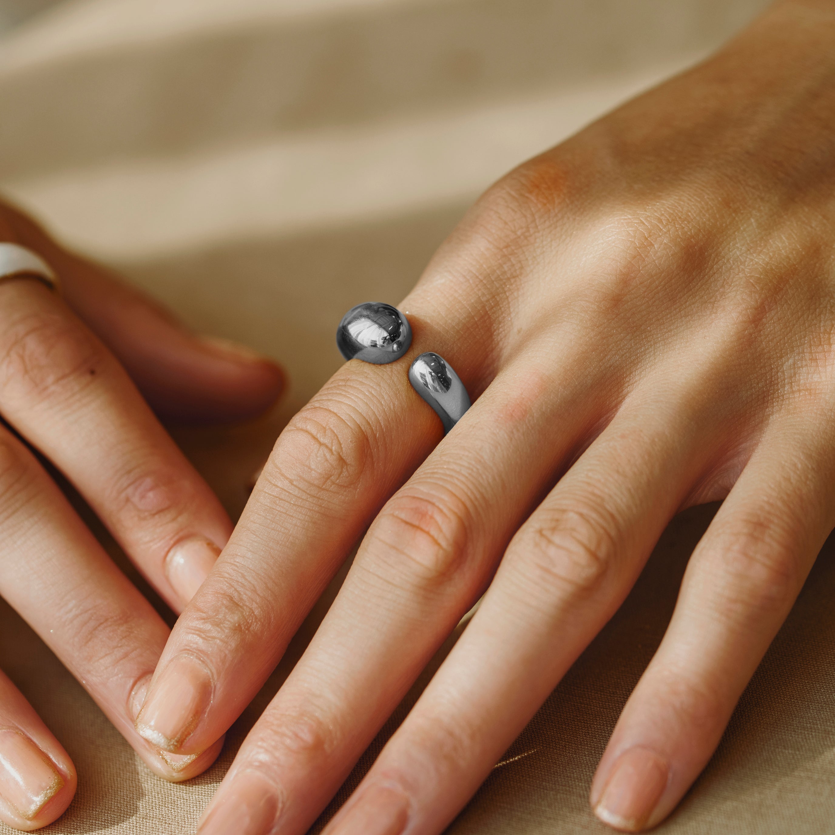 XL Solid Pebble Band (Sliver)