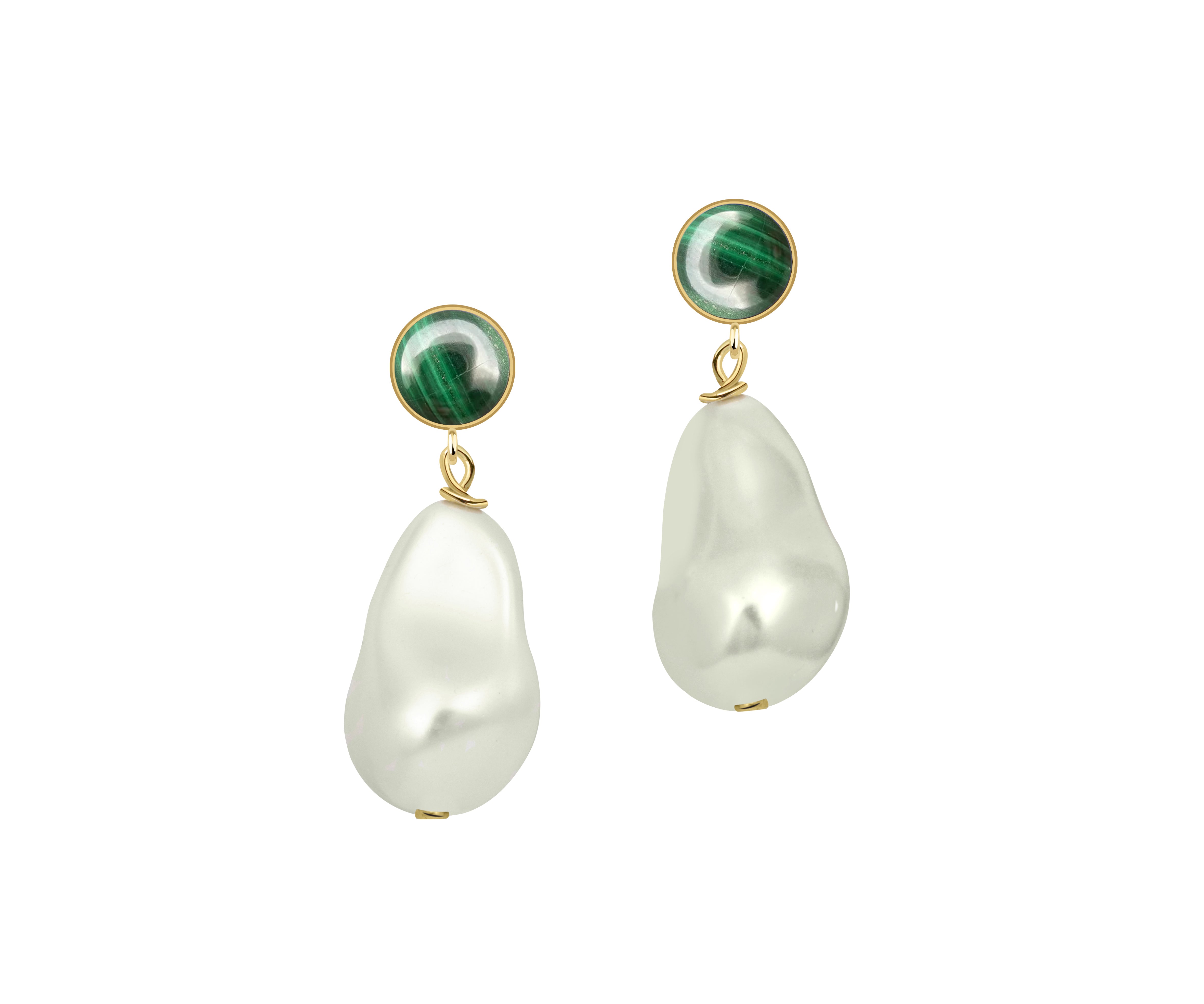 Baroque pearl drop