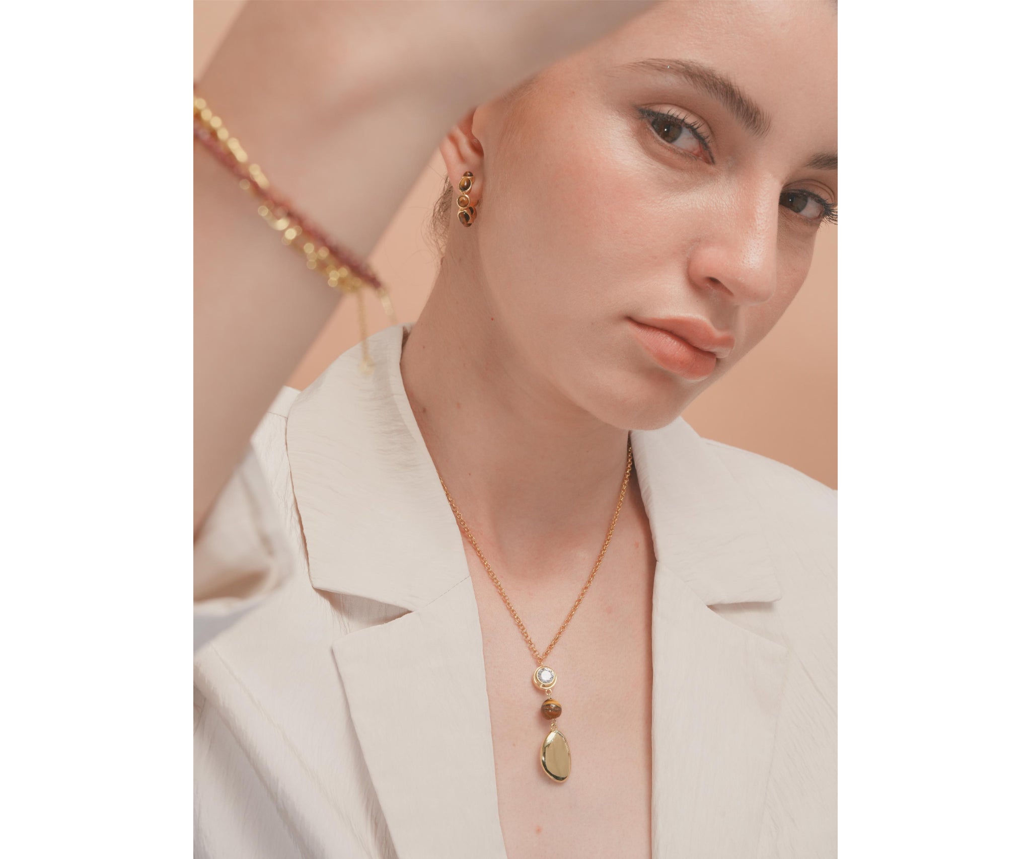Cove Pendant Necklace